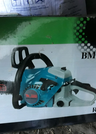 Бензопила makita