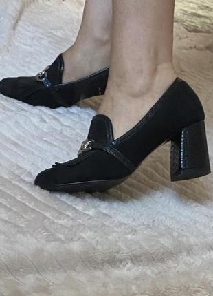 Стильні жіночі туфлі