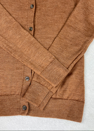 Стильный свитер , кардиган  мериносовая мягкая шерсть gap