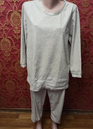 Бежевая теплая пижама из флиса 12-14 размер
