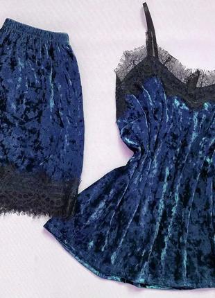 Велюрова піжама з шортиками lace