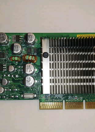 Asus V9520 Magic/T/P/128M/A ATI Radeon 9520 AGP VGA comp out s-vi