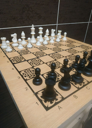 Новые шахматы 3 в 1 нарды шашки