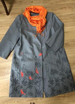 Ексклюзивне пальто-кардиган з вишивкою від  linen  gallery