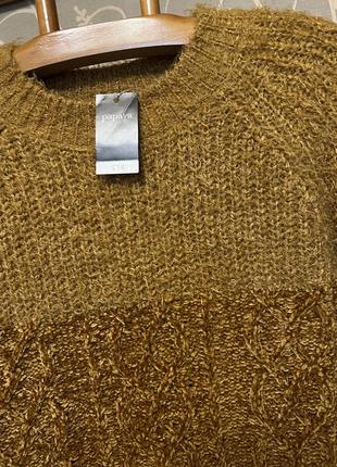 Очень красивый и стильный брендовый вязаный свитер-оверсайз.