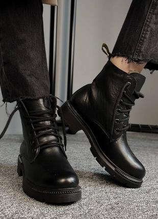 Жіночі зимові класичні черевики чорні з натуральної шкіри з ху...