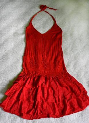 Красное летнее платье на завязках