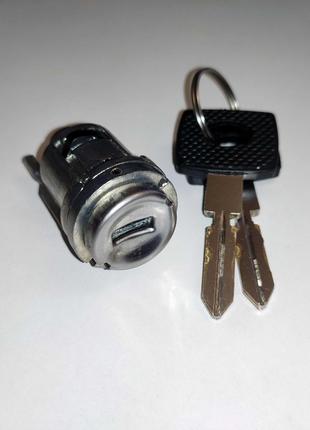 Сердцевина замка зажигания Mercedes W124 (W190) с ключами