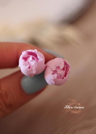 Розовые серьги пуссеты ручной работы