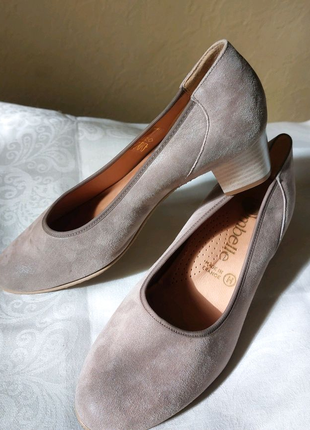 Нові жіночі шкіряні туфлі Ombelle розмір 37 Франція
