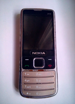 Телефон Nokia Q670