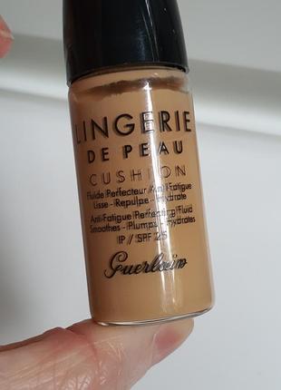 Тональний крем guerlain lingerie de peau cushion
