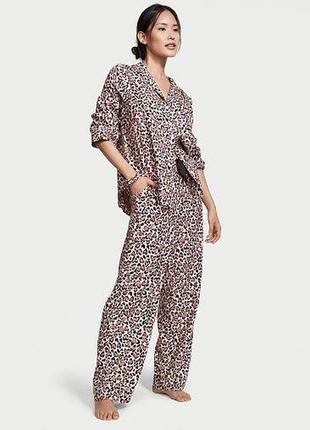 Фланелевая пижама от victoria's secret , розміри всі