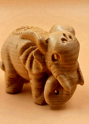 Мини-статуэтка из натурального дерева (туя). Слон