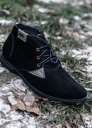 Замшеві зимові чоловічі черевики від польського виробника