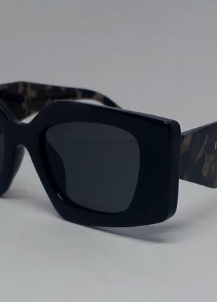 Prada очень стильные женские солнцезащитные очки черные с кори...