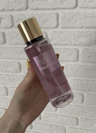 Victoria's secret velvet petals fragrance mist