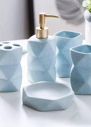 Набор аксессуаров для ванной комнаты из керамики Bathlux, 5 пр...