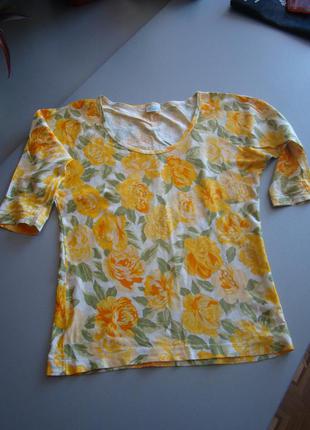 Блуза с цветочным принтом от benetton