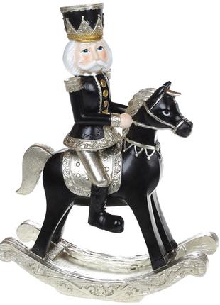 Декоративная статуэтка Щелкунчик на коне, 25см, цвет - черный ...