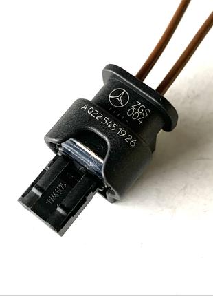 Разъём Mercedes 2 контакта оригинал. Разъём 2 pin 1,2 mm