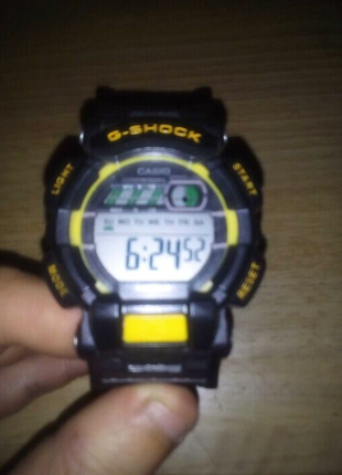 Часы наручные Casio G-SHOCK DW-6900