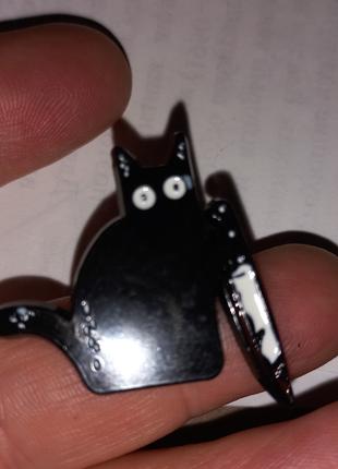 Брошка брошка пін-значок чорний кіт кішка та ніж метал емаль в...