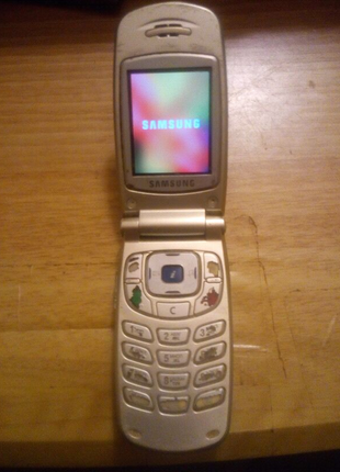 Samsung SGH-S500, рабочий, раскладушка, комплект