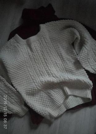 Теплый вязаный свитер oversize