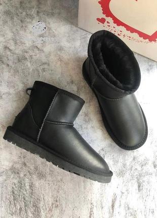 Женские угг кожа мини чёрные ugg classic mini black 2 leather