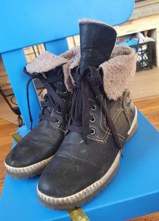 Зимові черевики чоботи tamaris 38розмір