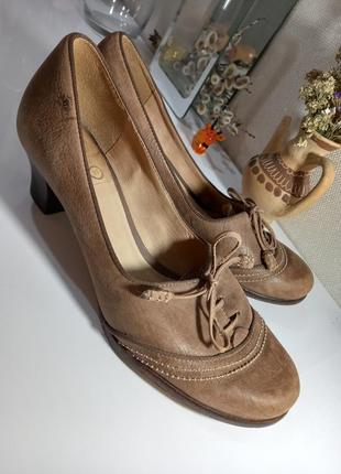 Фірмові жіночі туфлі clarks