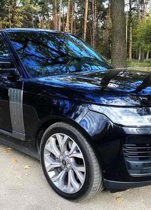 224 Range Rover Vogue 4,4d черный на прокат без водителя