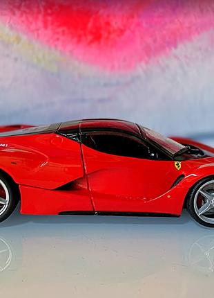 Модель 1:24 Ferrari