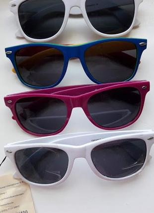 Детские солнцезащитные очки с защитой от ультрафиолета. Германия.