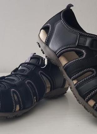 Жіночі нові сандалі-кросівки geox (італія). 37 розмір