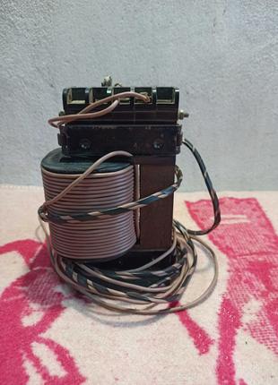 Трансформатор для виготовлення пуско-зарядного устройство для акб