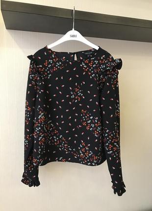 Женская чёрная нарядная блуза кофта в цветочный принт от new look