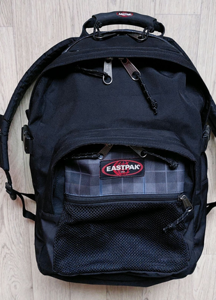 Рюкзак б/у городской EASTPAK 30L (USA)