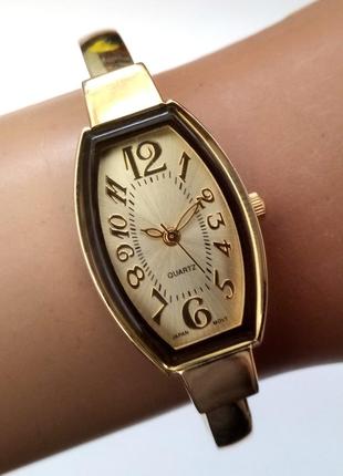 Avon годинник із сша незамкнутий браслет механізм japan sii