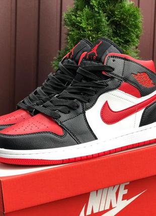 Кроссовки jordan 1 retro mid chicago black toe