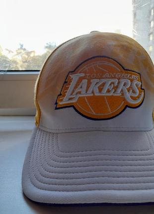 Lakers кепка,снепбек