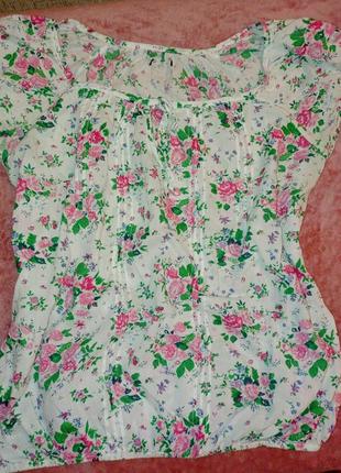 Блузка з квітковим принтом 50розмір