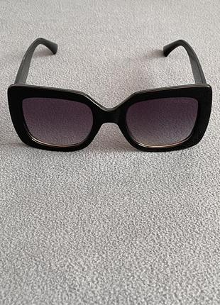 Женские стильные очки gucci