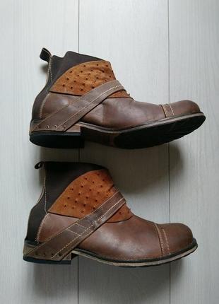 Шкіряні черевики buckaroo