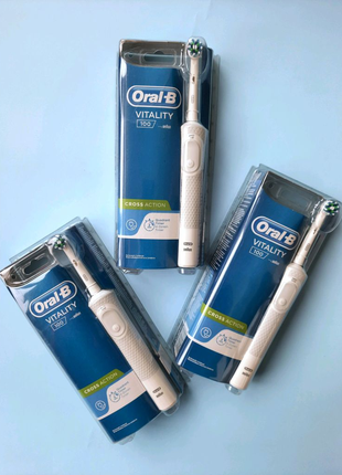 Електрична зубна щітка Oral-B Braun Vitality 100 CrossAction!