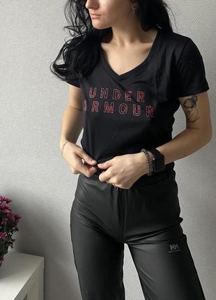 Under armour футболка чорна з великим лого логотипом жіноча сп...