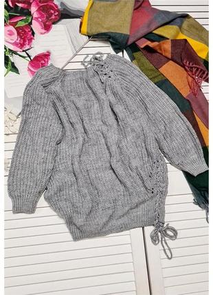 Вязанный джемпер свитер с плетением