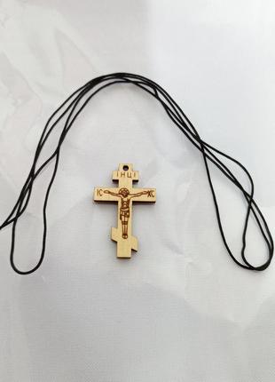 Крестик на шнурке 3,5×2,2 см, толщина 4 мм