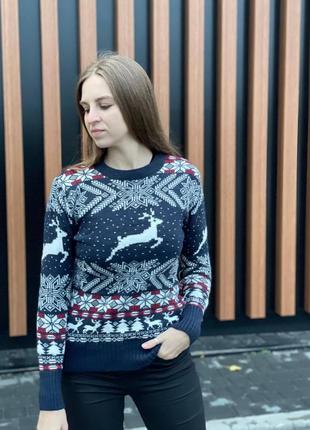 Жіночий светр з оленями